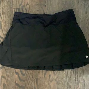 lululemon tennis skirt size 6 tall